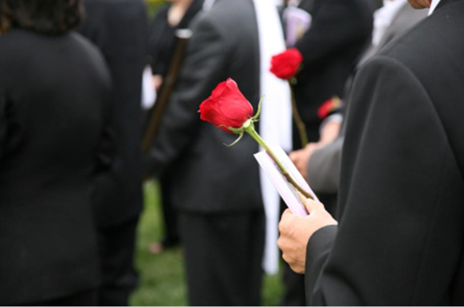Graveside Service - $2,829.00 including cremation fee | Kettle Valley Memorial
